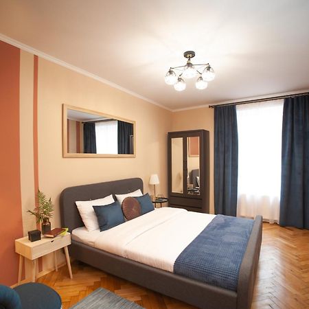 Romantic Suite, 3Mins To Rynok Square 리비프 외부 사진
